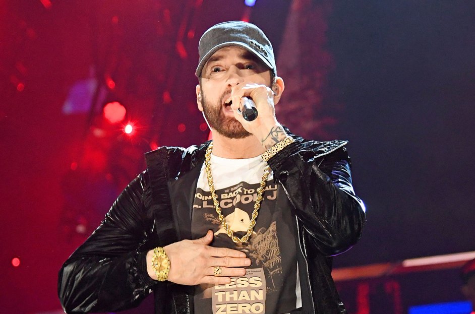 Eminem Says 2022 Super Bowl Halftime Performance 'Nerve-Racking' – Billboard