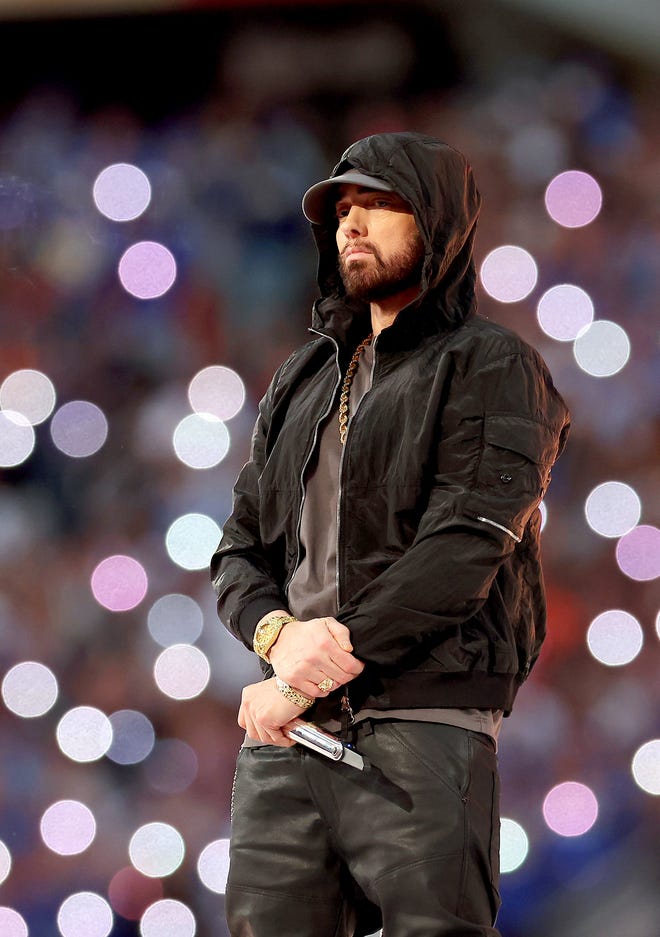 Eminem headed to Rock and Roll Hall of Fame, leading 2022 inductees