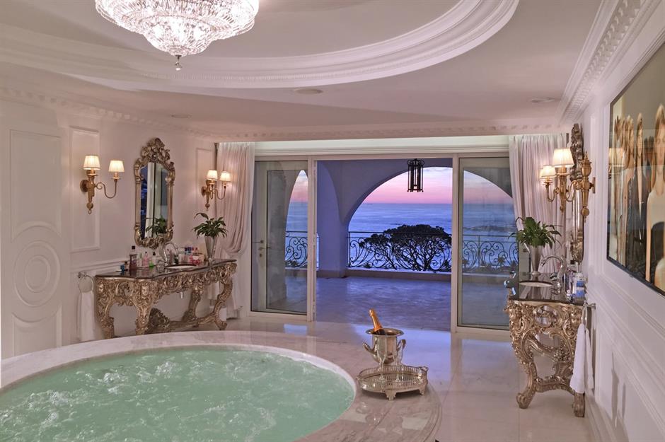 Billionaire bling: these are the most luxurious homes in the world |  loveproperty.com