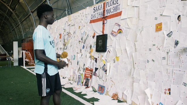 Soccer star Bukayo Saka of England's Arsenal moved by wall of support